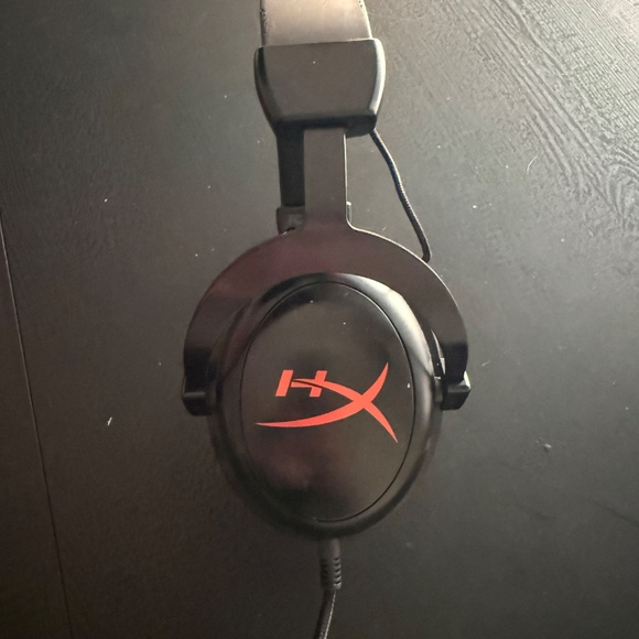 HyperX Cloud II Gaming Headset (Wired – Black/Red) - Picture 4 of 4